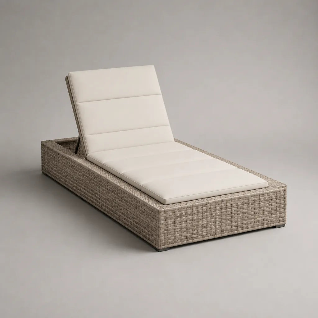 Bain de soleil d’extérieur inclinable en résine tressée PE et métal avec coussin, taupe et blanc cassé, 200 × 70 × 35 cm